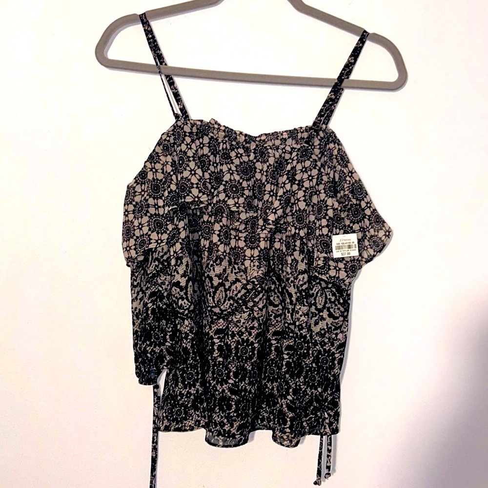 NWT By&by blouse size small